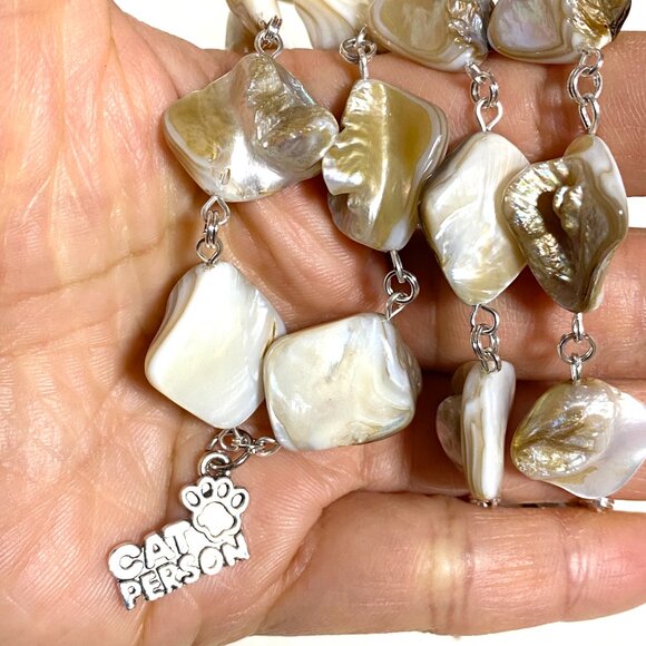 Irregular Mother of Pearl Shell beads + Cat Person Paw Print Pendant Necklace - Picture 12 of 12
